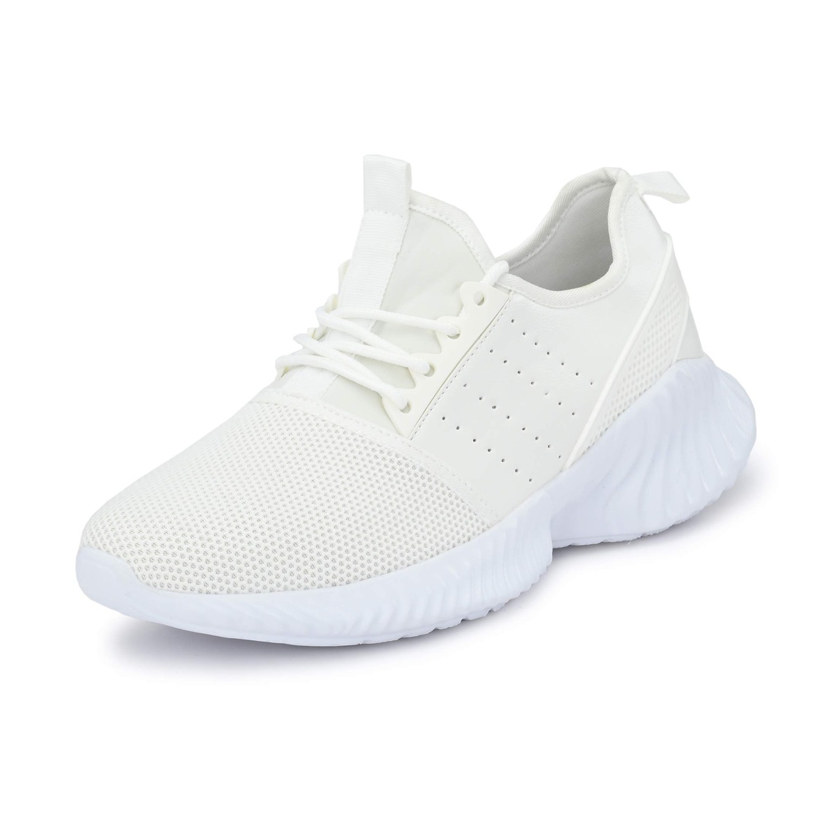 Snow Lace Runner